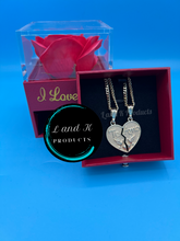 Load image into Gallery viewer, "Te Amo" Red Rose Gift Box