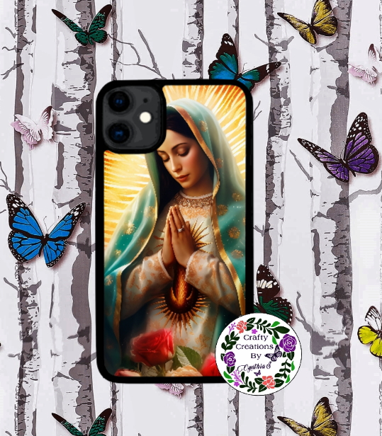 La Virgen De Guadalupe Phone Case